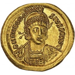 Théodose II solidus de Constantinople